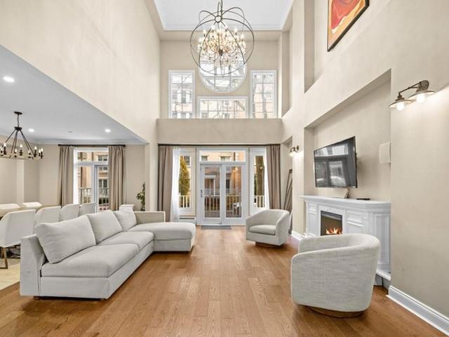 Condo for sale in Hudson, New Jersey