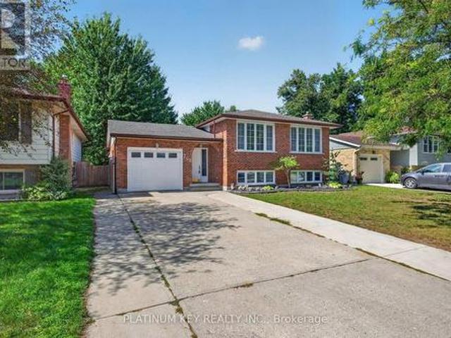 House for sale in Strathroy-caradoc, Ontario