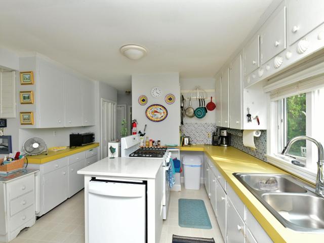 Property for rent in Cataumet, Massachusetts