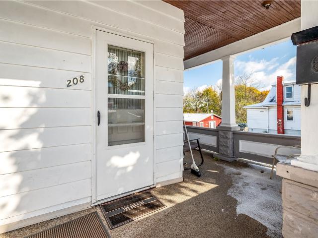 House for sale in Butler, Butler County