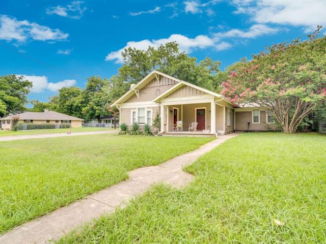 House for sale in Ellis, Texas