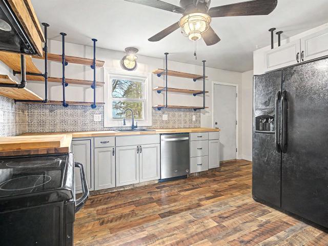 House for sale in Stephenson, Illinois