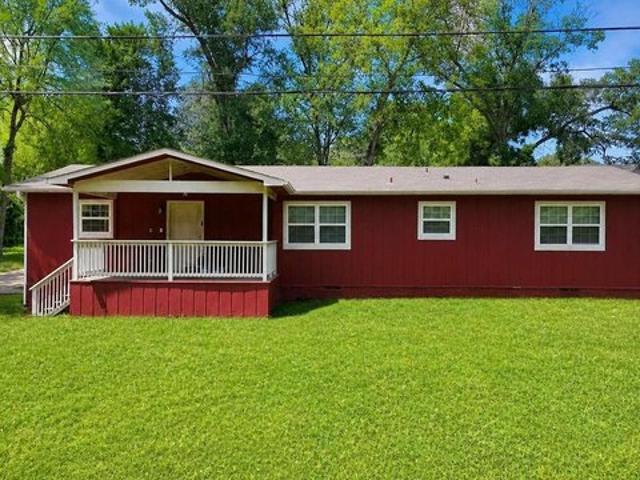 House for sale in Gladewater, Texas