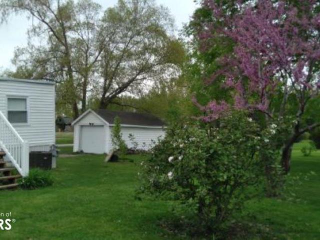 House for sale in Cincinnati, Iowa