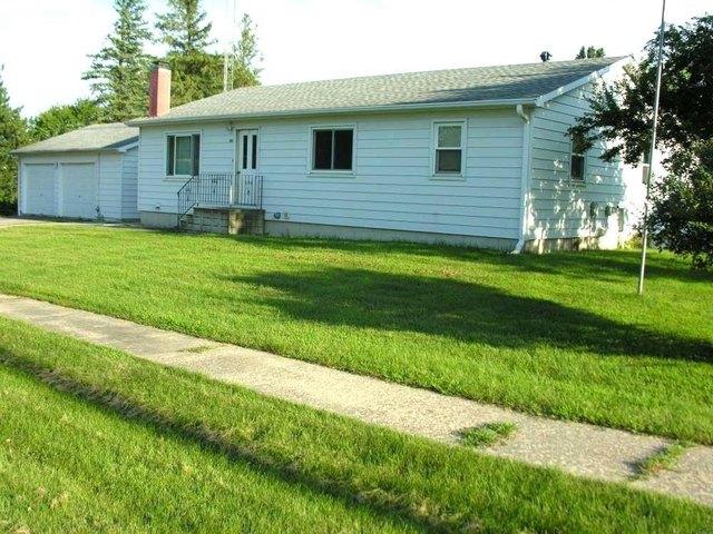 House for sale in Stacyville, Iowa