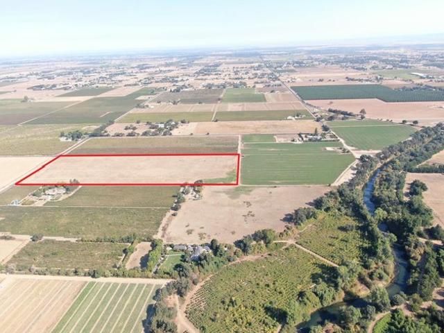 Land for sale in Acampo, California