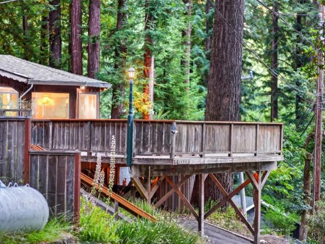House for sale in Redwood Estates, California