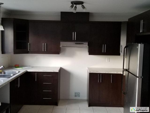 Apartment for rent in Secteur N, Brossard
