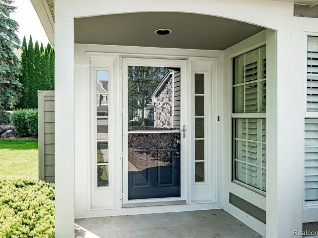 Condo for sale in Bloomfield Hills