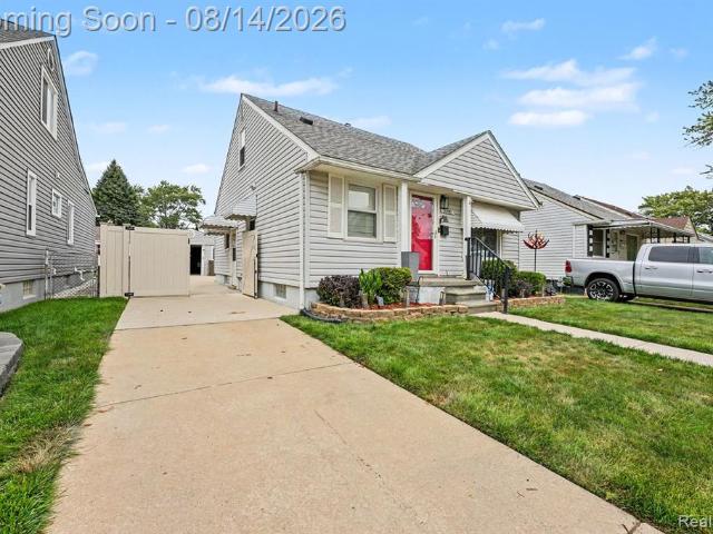House for sale in Lincoln Park, Michigan