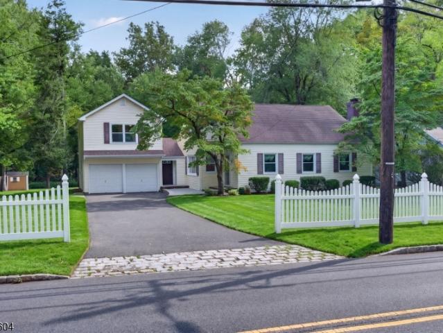 House for sale in Scotch Plains, New Jersey