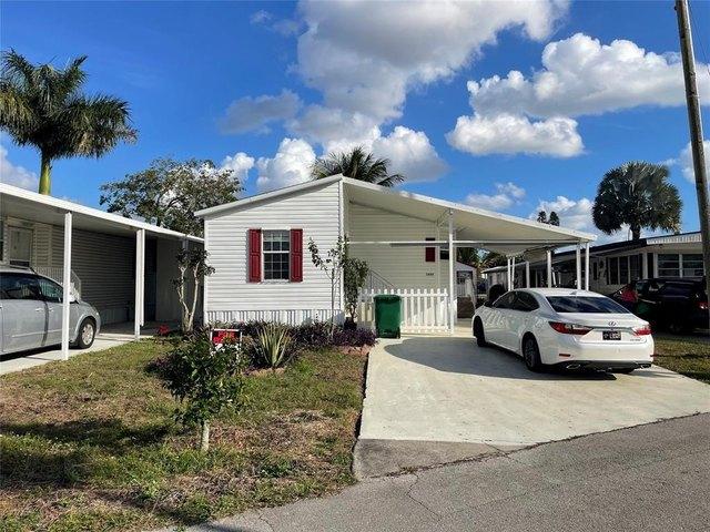 House for sale in Davie, Florida