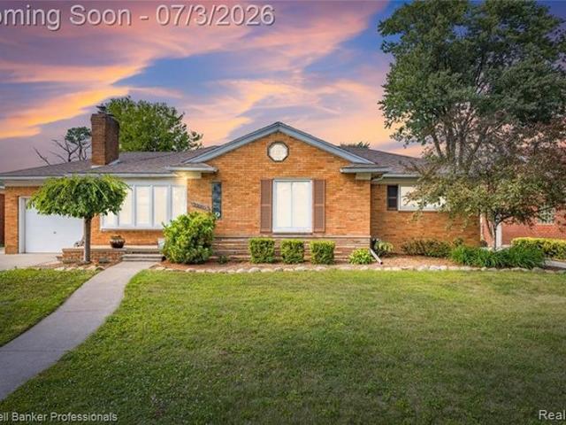 House for sale in Saint Clair Shores, Michigan