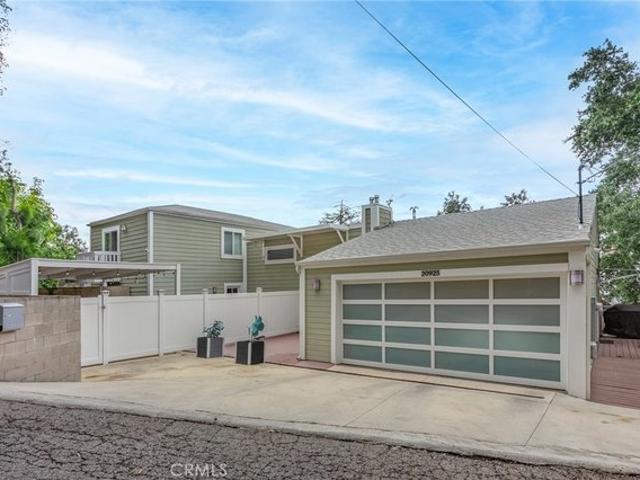 House for sale in Woodland Hills, Los Angeles