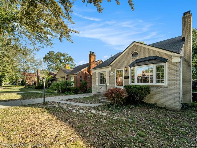 House for sale in Grosse Pointe Woods, Wayne County