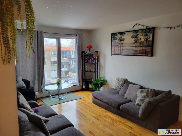 Apartment for rent in Saint-Laurent, Montréal