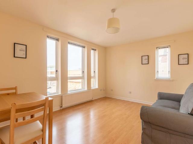 Apartment for rent in Meadowbank, Scotland