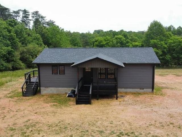 House for sale in Pilot Mountain, North Carolina