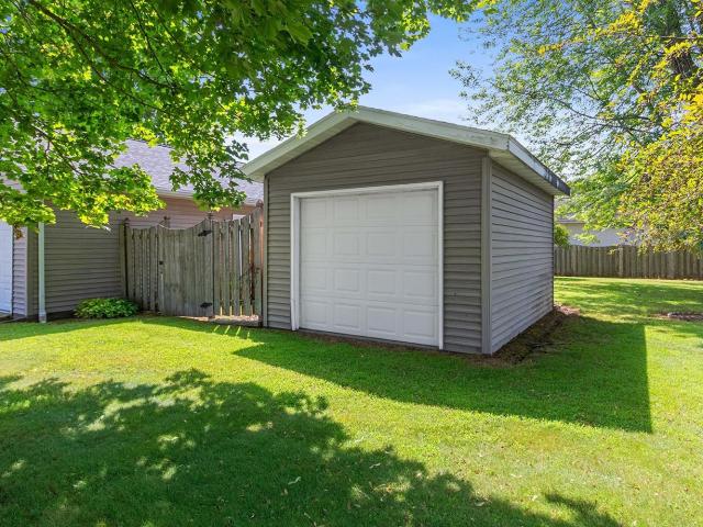 House for sale in Suamico, Wisconsin