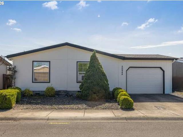House for sale in Oregonia