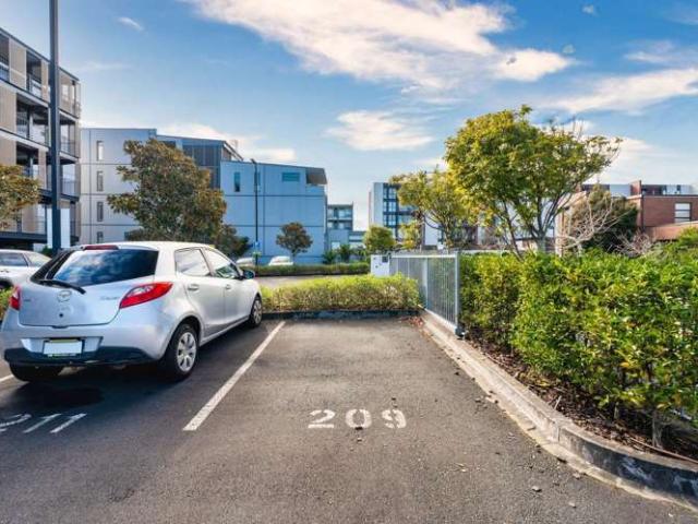 Apartment for rent in Stonefields, Ōrākei