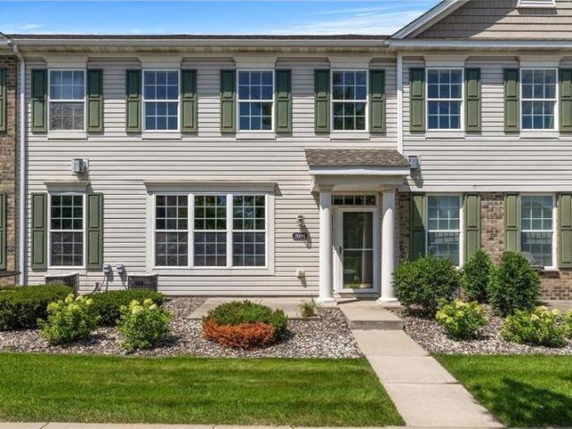 Townhouse for sale in Chaska