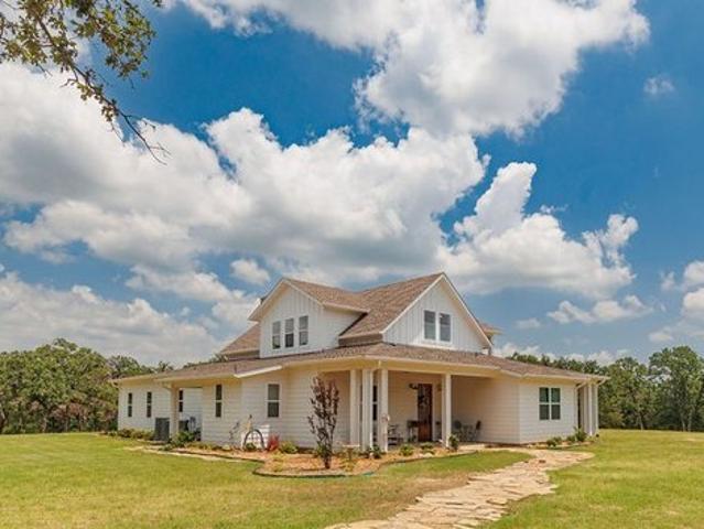 Farm for sale in Sunset, Texas