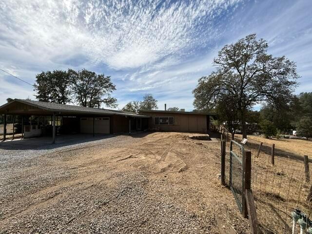 House for sale in Shasta, California