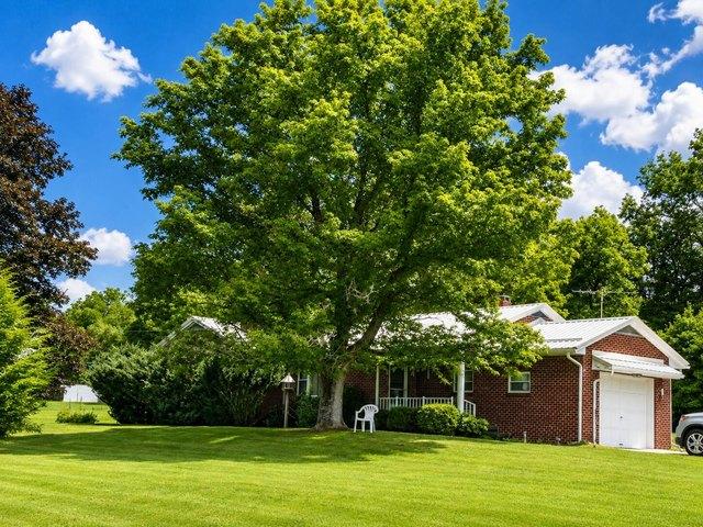 House for sale in Buckeye, West Virginia