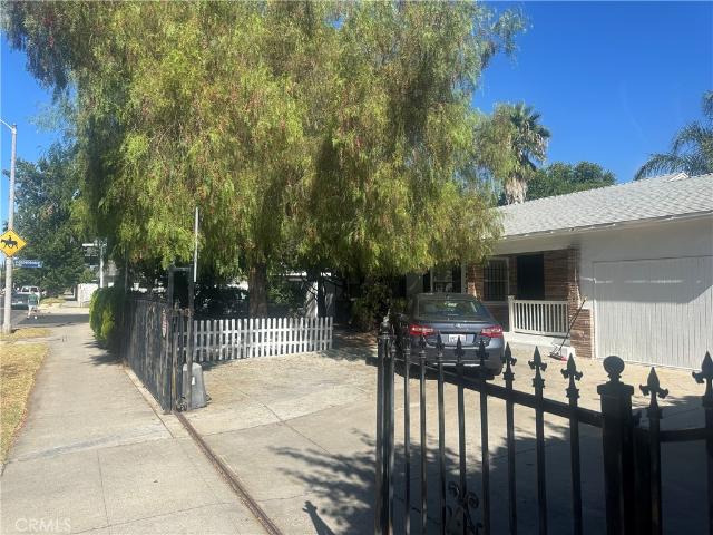 House for sale in Canoga Park Neighborhood Council District, Canoga Park
