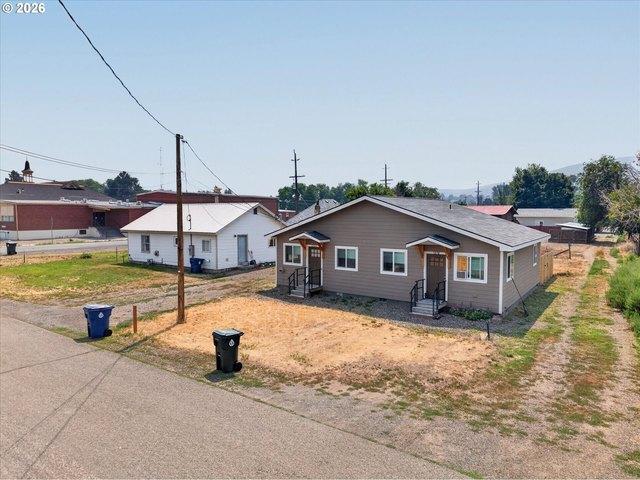 House for sale in Oregonia