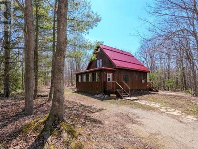 House for sale in Ontario
