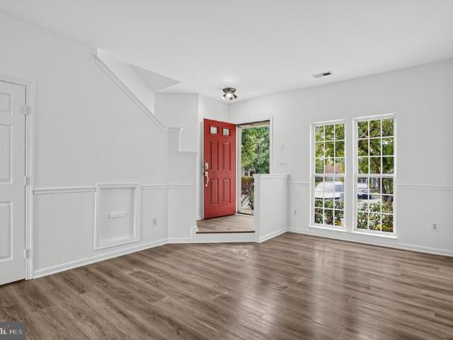 Townhouse for sale in Ashburn Village, Ashburn