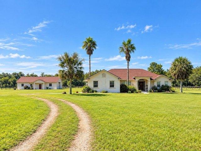 Farm for sale in Williston, Levy County