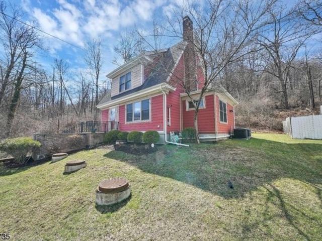 House for sale in Glen Gardner, New Jersey