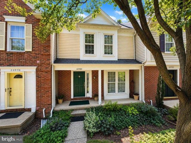 Townhouse for sale in Virginia