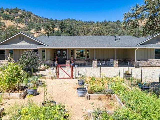 House for sale in Tehachapi, California