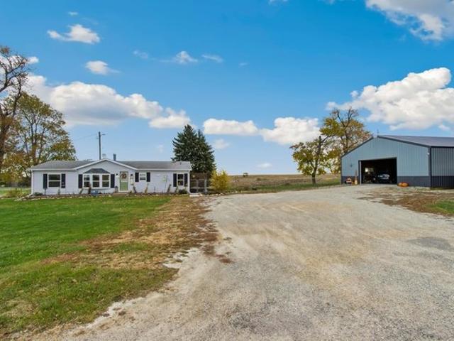 House for sale in Ashton, Illinois