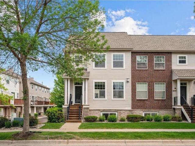 Townhouse for sale in Chaska