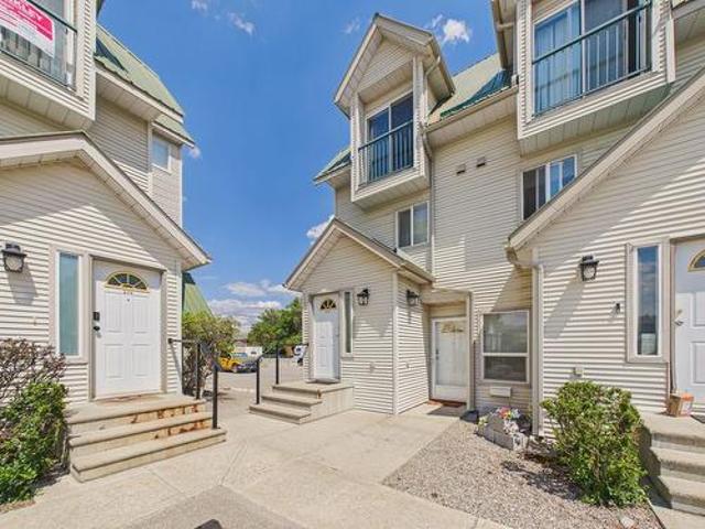 House for sale in Cranbrook, British Columbia