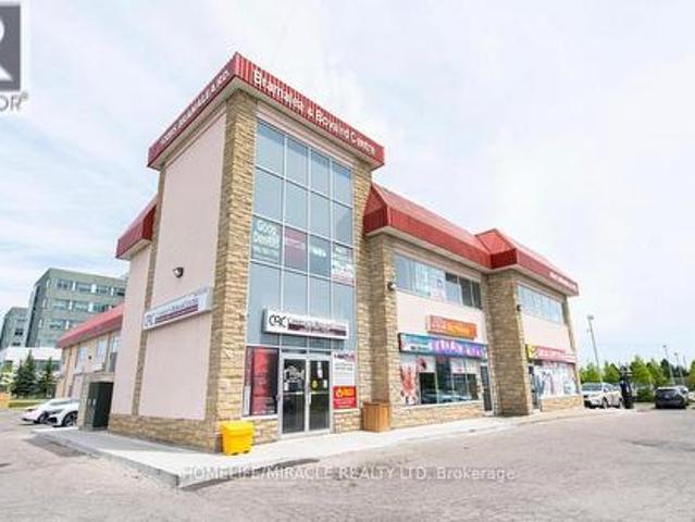 Commercial for rent in Brampton
