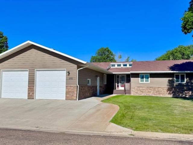 House for sale in Bowman, North Dakota