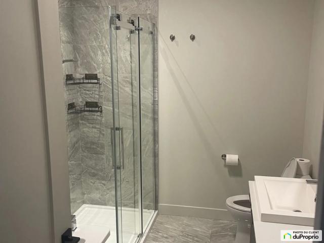 Apartment for rent in Saint-Janvier, Mirabel