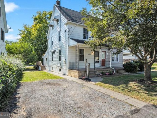 Townhouse for sale in Cumberland, Pennsylvania