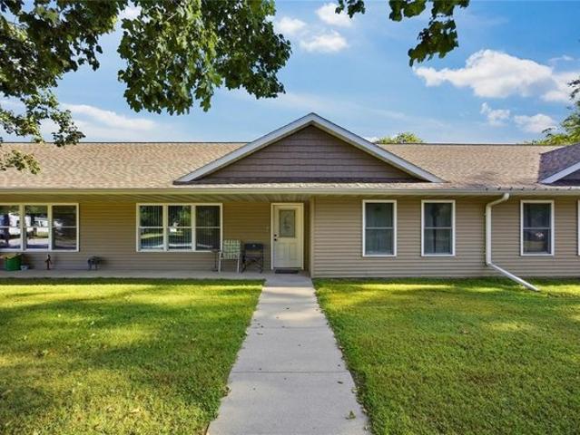 Condo for sale in Hopkinton, Iowa
