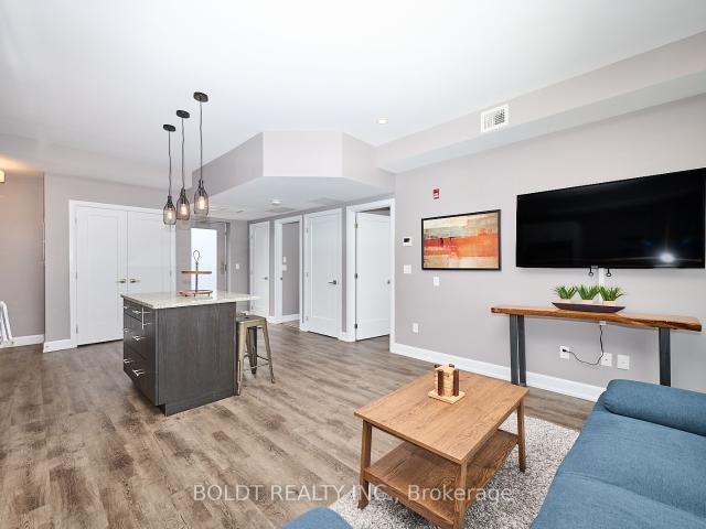 Condo for sale in Niagara, Ontario