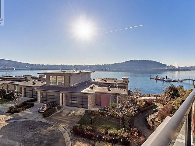 Condo for sale in British Columbia
