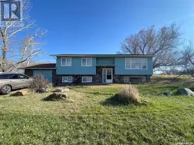 House for sale in Frontier, Saskatchewan