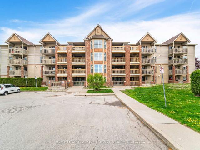 Condo for sale in Burlington, Ontario