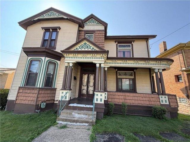 House for sale in Carnegie, Pennsylvania